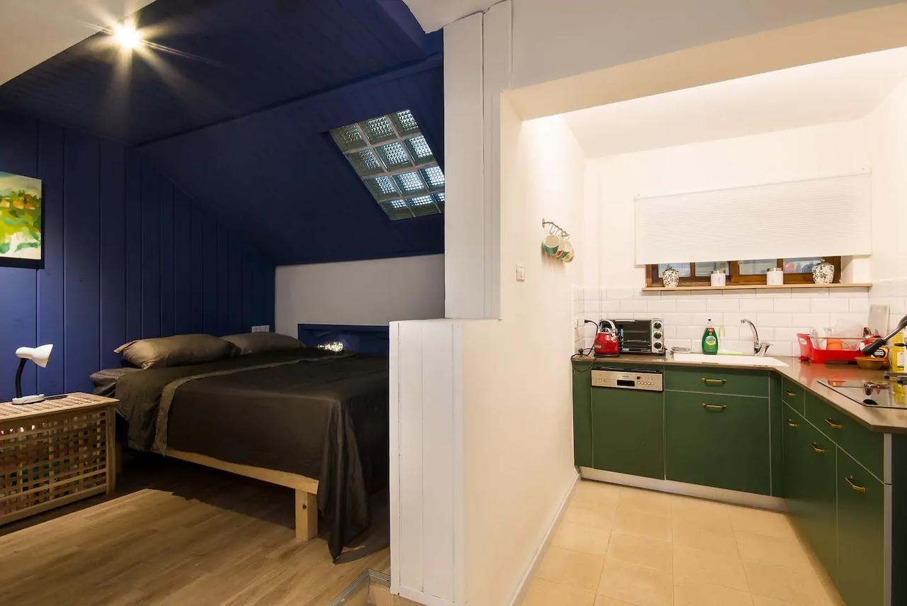 Cozy Apartment In The Carmel Center Haifa Exterior photo